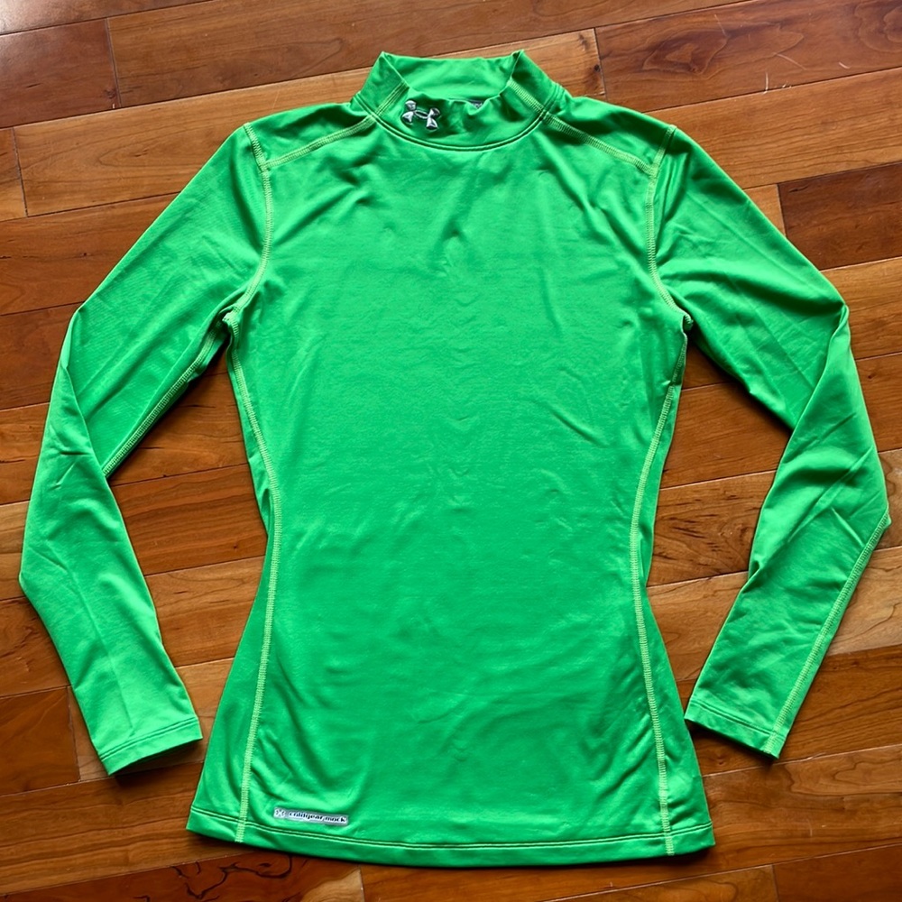 Kelly green Under Armour cold gear mock size small